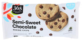 365 by Whole Foods Market semisweet chocolate chips 24oz pack ready for baking.