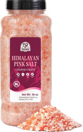 52USA Himalayan pink salt coarse grain close-up for gourmet seasoning.