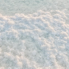 ALEBRIXES Colima Sea Salt in a bright kitchen scene for versatile seasoning.