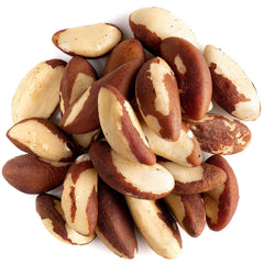 ALMA ZÓNICA high-selenium Brazil nuts on display, offering a quick energy boost.