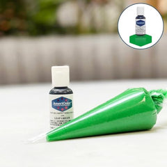 AmeriColor Leaf Green Soft Gel Paste Bottle Flip-Top Cap enables clean, repeatable drops