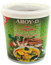Aroy-D green curry paste 14oz bottle, ready to flavor Thai-inspired meals.