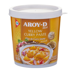 Aroy-D yellow curry paste jar ready for authentic Thai cooking at home.