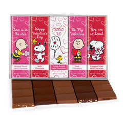 ASTOR Snoopy milk chocolate toffee pretzel bar, crunchy and sweet