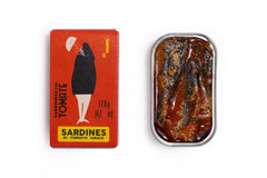 Ati Manel Portuguese sardines in tomato sauce in a 120g tin for quick meals.