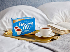 Barry's Tea Decaf Blend steaming cup: rich aroma without late-night jitters.