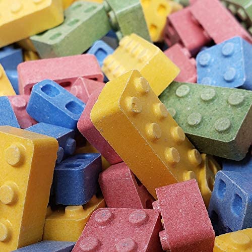 Bayside Candy Blocks fruit flavors entice with tangy sweetness for party snacking.
