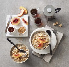 Built-in measuring cup in the Better Oats Organic Bare pouch for precise portions.