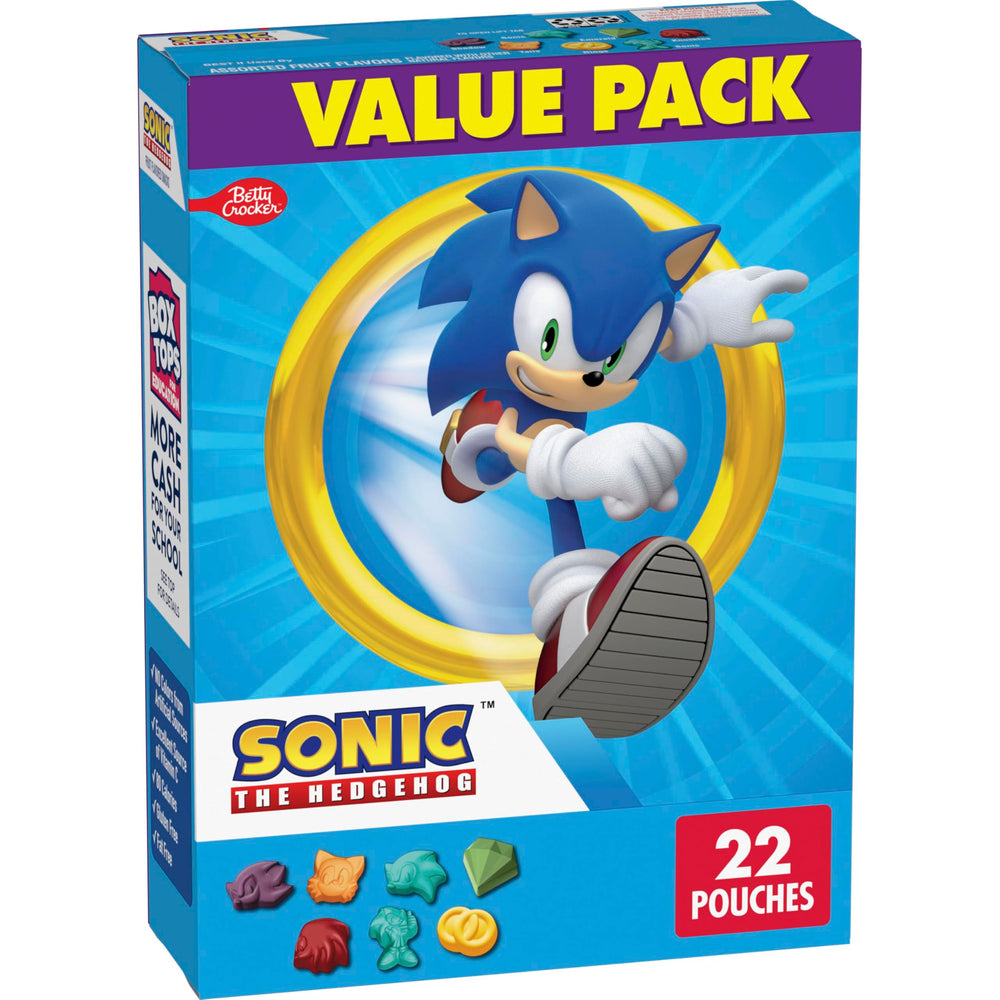 Betty Crocker Sonic Fruit Snacks box showing 22 pouches, ideal for on-the-go lunches.