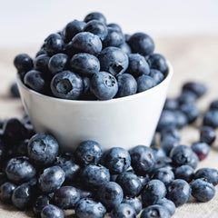 Opened Bionaturae bilberry spread on bread for a quick snack