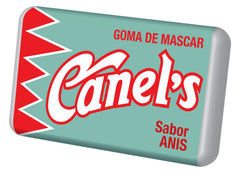 Canel's Miniatura chewing gum held in hand for quick refreshment