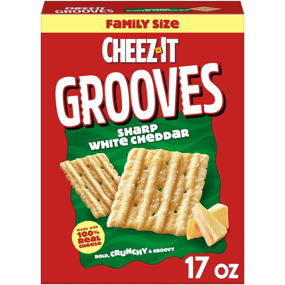 Cheez-It Grooves close-up showing bold ridges for extra crunch.