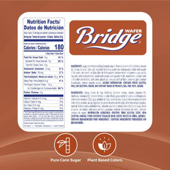 Colombina Dulce de Leche Wafer Bridge cross-section showing creamy filling.