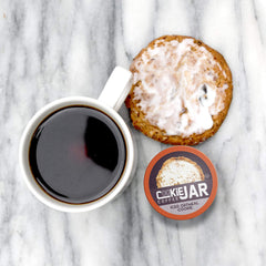 Cookie Jar iced oatmeal coffee pods aroma highlights bakery-style notes for a comforting coffee moment.