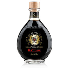 Due Vittorie Oro Gold balsamic bottle showcases premium quality and versatility.