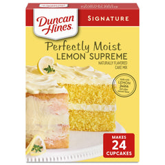 Duncan Hines Lemon Supreme box front highlights real lemon flavor for quick desserts.