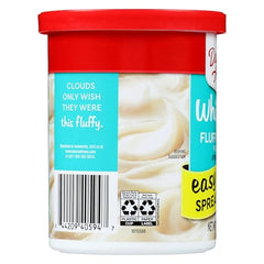 Duncan Hines frosting on cupcakes creates smooth, even swirls and professional-looking desserts