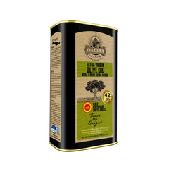 Ellora Farms olive oil bottle being poured for everyday cooking.
