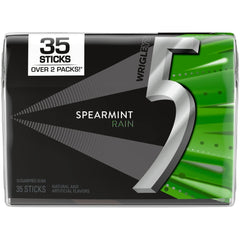 Five Gum Spearmint Rain stick close-up emphasizes cool, refreshing mint.
