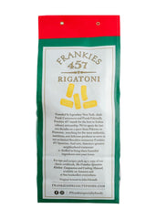 Frankies 457 rigatoni close-up, textured grooves ideal for thick sauces.