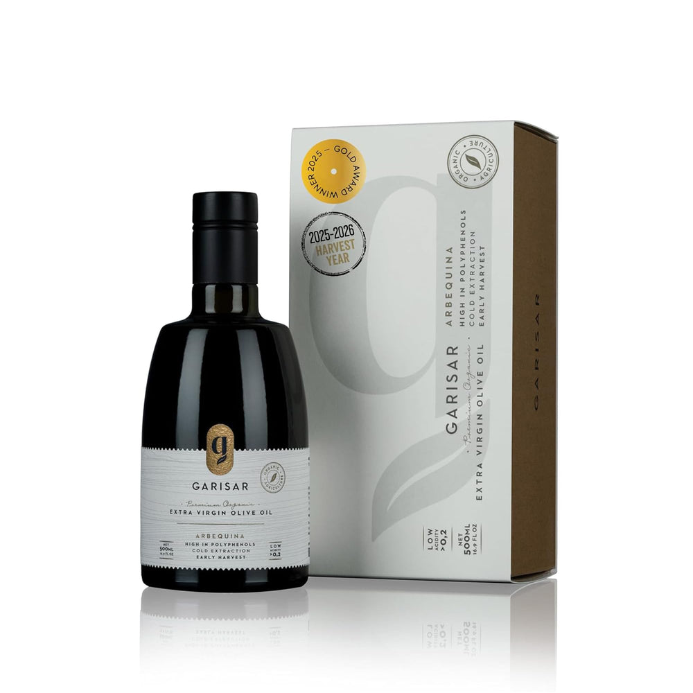 Garisar Early Harvest Arbequina bottle with vibrant color and premium aroma.