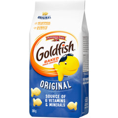 Goldfish crackers in a bowl ready to serve emphasizing convenience for sharing