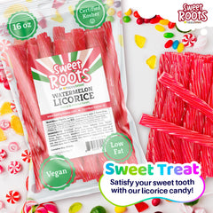 Jumbo-size licorice ropes ideal for lunchboxes and movie nights.