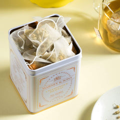 Harney & Sons Chamomile Egyptian flower heads show premium herbal ingredients.