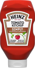 Hot dogs topped with Heinz Simply Tomato Ketchup for a timeless condiment