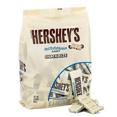 Hershey's Cookies 'n' Creme snack size bar with cookie bits for a crunchy, creamy bite.