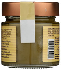 Pistacchiosa texture close-up showing creamy, velvety consistency.