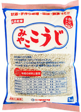 Isesou Miyako Koji 1kg miso jar front view, rich base for soups and sauces.