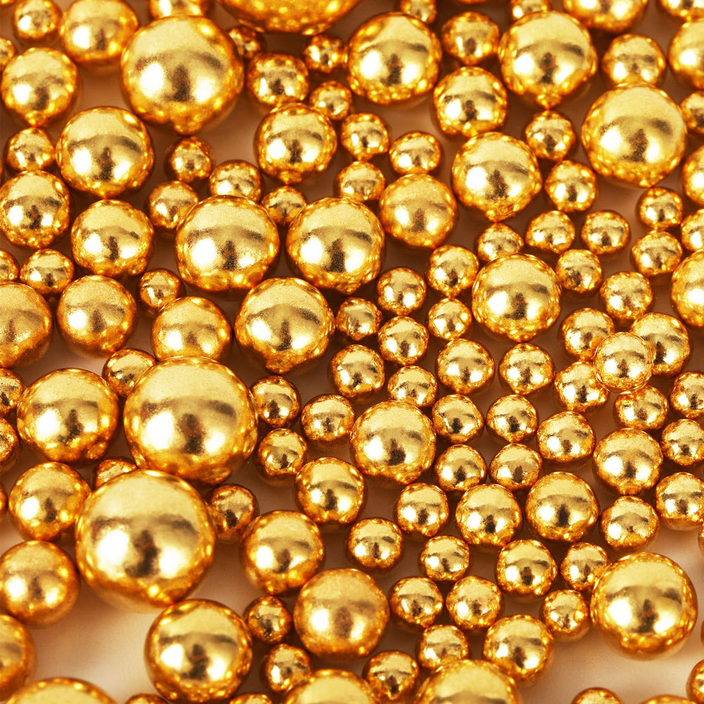 Kasvan Gold Pearl Sugar bottle shines on desserts, elevating presentation