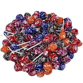 KLUB BULK raspberry roll pops close-up, ideal for party favors and fresh snacking.