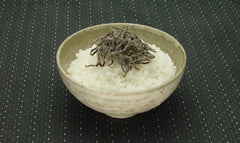 Kurakon salt kelp 500g packaging highlighting nutrition label and details.