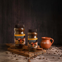 La Parroquia de Veracruz Café de Olla cup color shows light to dark cognac tones.