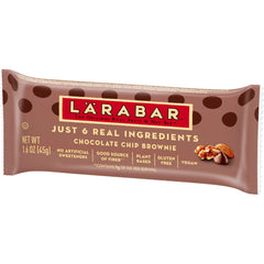 LÄRABAR ingredients close-up with dates and chocolate chips for simple snacking.