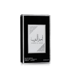 Lattafa Asdaaf Ameer Al Arab woody notes close-up highlighting base for evenings.