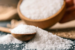 Le Saunier De Camargue Fleur de Sel signature batch from master rakers brings authentic craft.