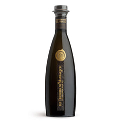 Les Terroirs De Marrakech bottle glass olive oil shows elegant packaging and premium quality.