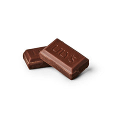 Gifting moment: LILY'S salted caramel bars for birthdays or holidays, no added sugar.