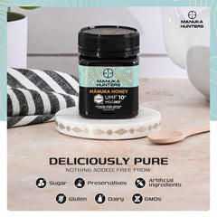 Manuka Hunters label closeup emphasizes UMF-certified potency and NZ sourcing