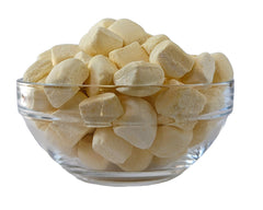 Medley Hills Farm wedding favors display—elegant yellow mints for guests.