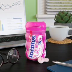 Mentos Pure Fresh sugar-free gum close-up highlighting xylitol use.