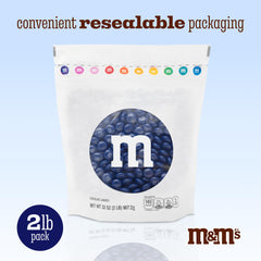 M&M’S WORLD M&M’S in a jar gift, convenient for sharing at gatherings.