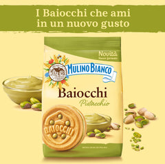 Stacked Baiocchi al Pistacchio biscuits ready to share as a snack