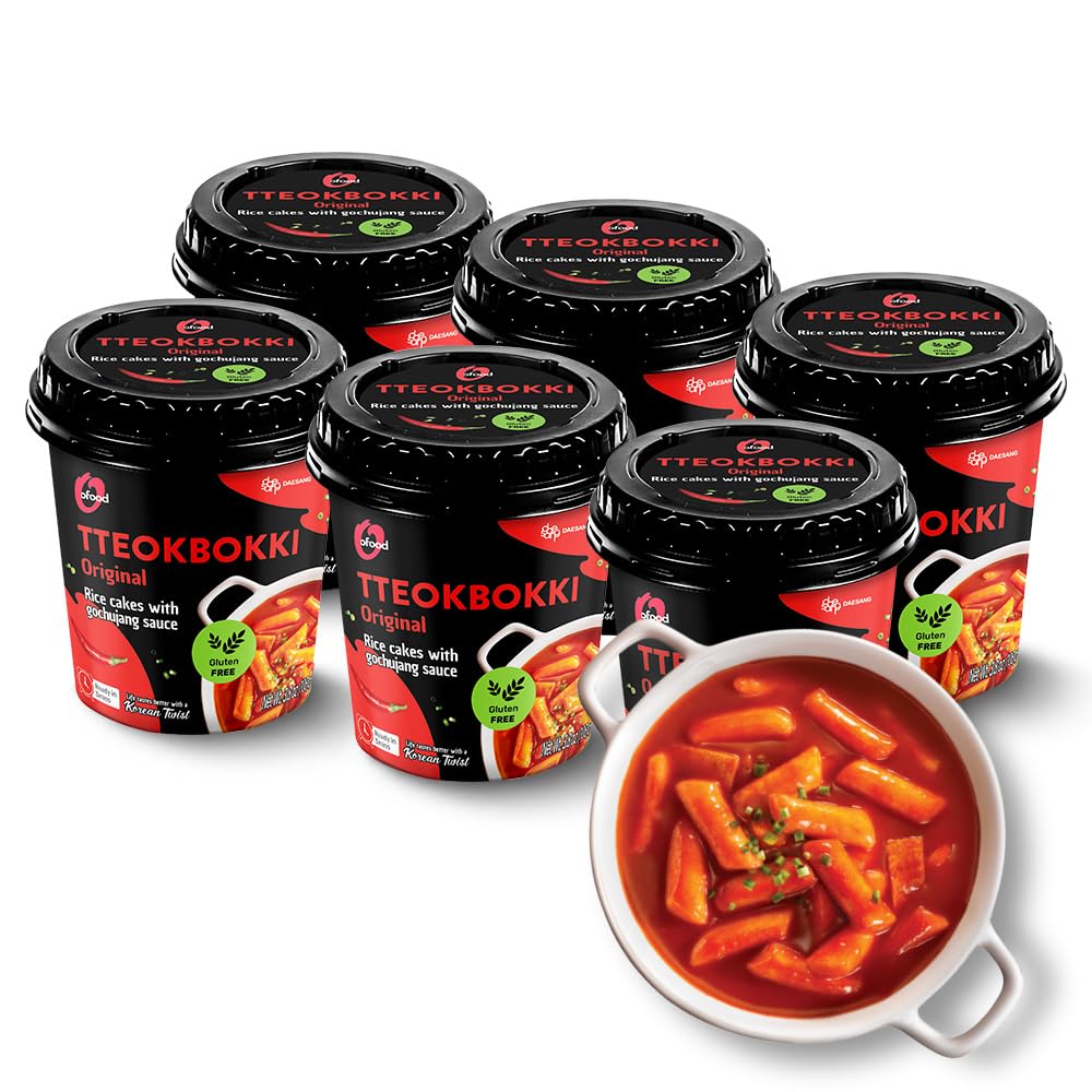 O’Food Original Gochujang cup tteokbokki with chewy rice cakes for a spicy quick meal.