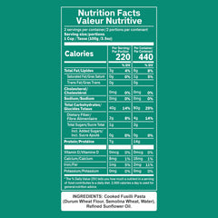 Pasta Zing Fusilli close-up showing 14g protein per serving