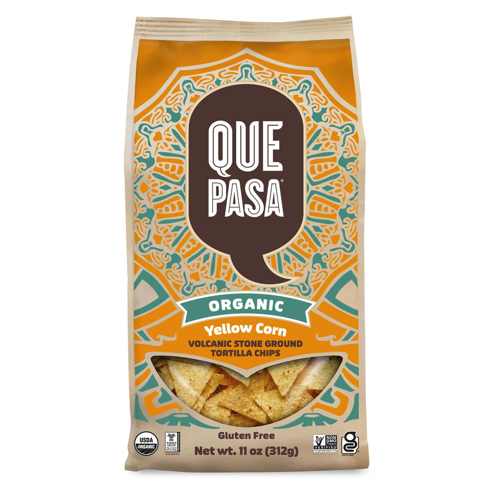 Que Pasa organic yellow corn tortilla chips packaging front, gluten-free snack.