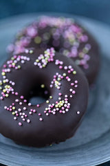 Rabbit Creek Donut Pan In Action shows shapes forming before baking.
